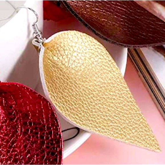 ✨3 for$23✨NWT Metallic Vegan Leather Earrings ✨Hand Crafted ✨Artisan!✨ - Picture 5 of 7